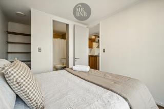 Central, bright and with a view of the mountain range - 6