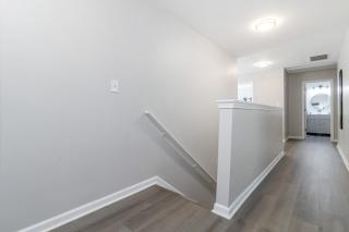 5-Bed Gem Close to Duluth Fun Sleeps 16 - 1