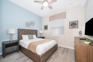 3131-403AR STOREY LAKE, CONDO 2/2 LAKE VIEW - 7