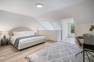 1 Bdrm Luxe Apartment in Niagara - 8