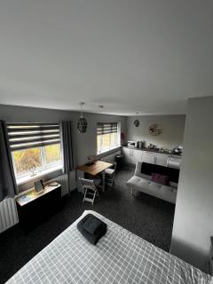 Happy Airfield Studio - 8