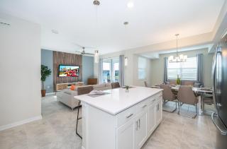 3161-203FC STOREY LAKE, CONDO 2/2 LAKE VIEW - 2