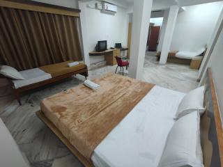 SHREVIK Comforts - 1