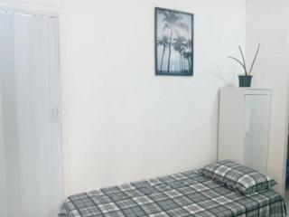 Frente ao Mar Embaré A poucos passos da praia - 4