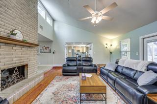 Work, Explore and Unwind Convenient San Antonio Gem - 4