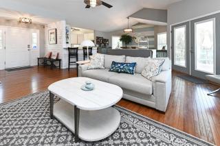 Raycliff at the Beach - 2