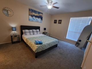 2 bed 2 bath near Medical center - 3