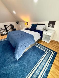 NYC Holiday Stay in Stylish Loft 6 Miles from Times Square - 2