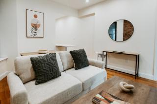 3BD 2BA in Upper West Side Manhattan! 5 Star Location - 9