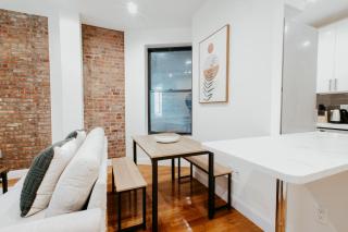 3BD 2BA in Upper West Side Manhattan! 5 Star Location - 8