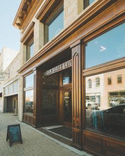 Burnham's Lodging - 7