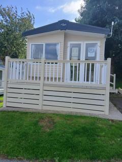 Warm and Cosy, Torbay Waterside Holiday Home - 2