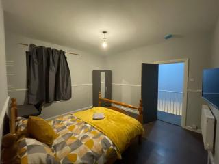 The Lodge on Lodge Road - Rayanara - 9