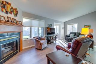 Work and Play Pet-Friendly Fargo Home 6 Mi to Dtwn - 0