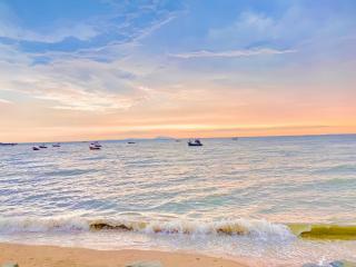 The Sunset Bangsaen Hotel - 7