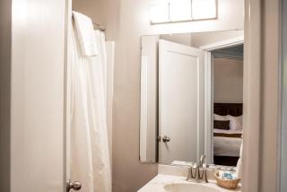 Charming Yosemite Basecamp - Walk to Downtown - 6