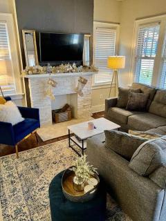 Owen Bungalow II - OKC Paseo - HOT TUB & Fire Pit - 8