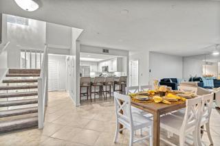 Bayside Escape - 1345 - 5