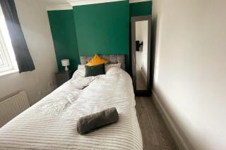 House - Southampton Centre - Sleeps 8-10 - Parking - 8