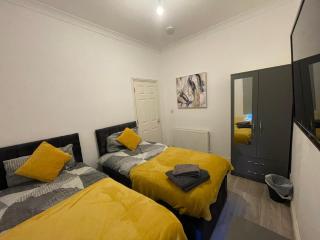 Entire house - 5 bedroom - Southampton City Centre - 5