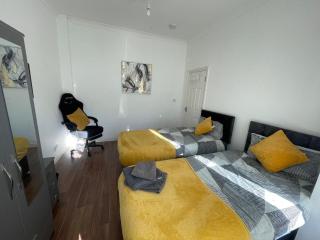 Entire house - 5 bedroom - Southampton City Centre - 4