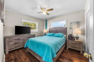 Private 5BR Oasis with Pool Near Clearwater Beach - 7