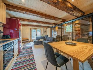 Raneburg 4 Stallhaus - 2