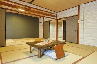 Hotel Seiryu Japanese Spa inn with spectacular view in Osaka - 4