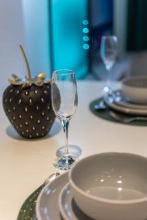 Elegant & Stylish City Apartment - 3