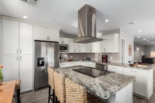 Pristine Sunset- In Old Town - Private Pool - BBQ - 5