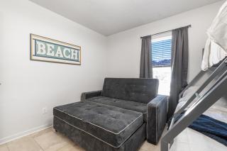 2BR King, Dog Friendly, 5 Beds, Yard Access, Private Patio, Near Beaches - 1