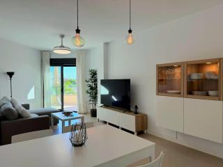 1º línea de playa con vistas, piscina & parking - 5