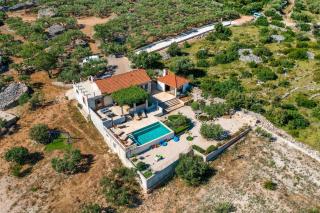 Family friendly house with a swimming pool Supetar, Brac - 15280 - 9