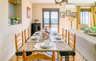 Amazing Home In Villanueva Del Rey - 5