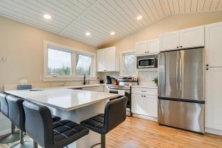 Fish, Swim and Explore! 2-Cabin Camp on Round Lake - 6