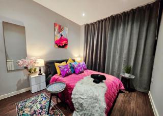 The Skyline - London Heathrow Apartment Fully Equipped - Prime Location - 4