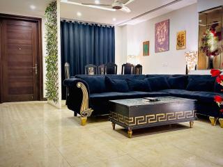 Aura Living in Lahore - Lahore - 0