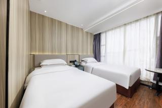 Chenlong Cafe Hotel - 3