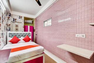 Hotel O New Rainbow Palace - 1