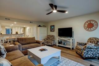 Updated luxury two bedroom The Greens Condo New Baths walk in shower Nice Kitchen Golf Views - 5