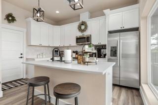 Riverscape Townhome B, Steps to Gruene Hall! - 8