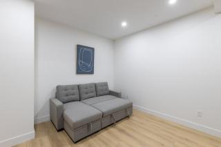 Spacious 6BR Home with Terrace Views and Parking nearby parks golf and resorts - 3