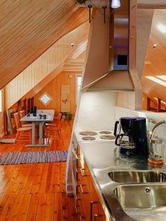 Airy Loft With South-Facing Balcony And Sea View - 9