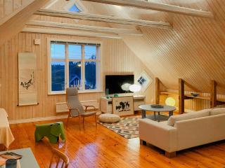 Airy Loft With South-Facing Balcony And Sea View - 5