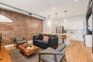 The Saddlery - Encore - 1 Block to Broadway - 0