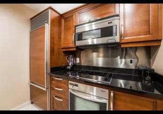 Las Vegas Strip Views! 2BR Suite at Signature MGM - 4