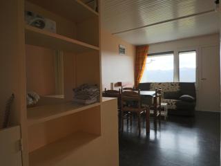 Charmant Duplex 4 Pers. avec Parking Privé à Murat-le-Quaire - FR-1-858-9 - 8