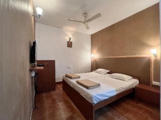 Hennur Guest Rooms - 2