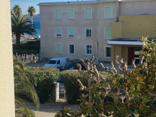 Appartement paisible à La Ciotat, face à la plage, parking inclus - FR-1-770-62 - 6