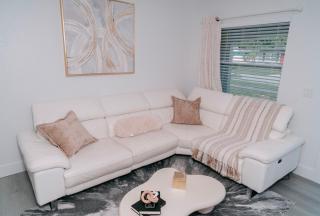 The Happy Corner - 0